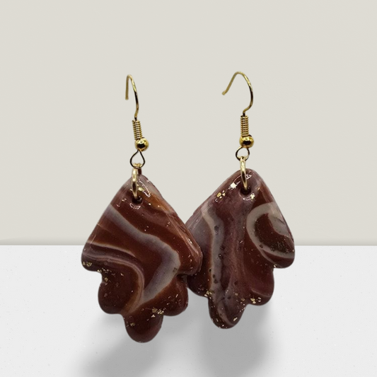 Mocha Swirl Leaf Earrings – Brown Marbled Resin with Gold Accents
