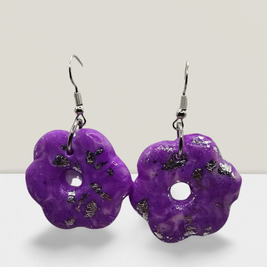 Violet Spark Bloom Earrings – Purple Resin Hoops with Silver Flakes