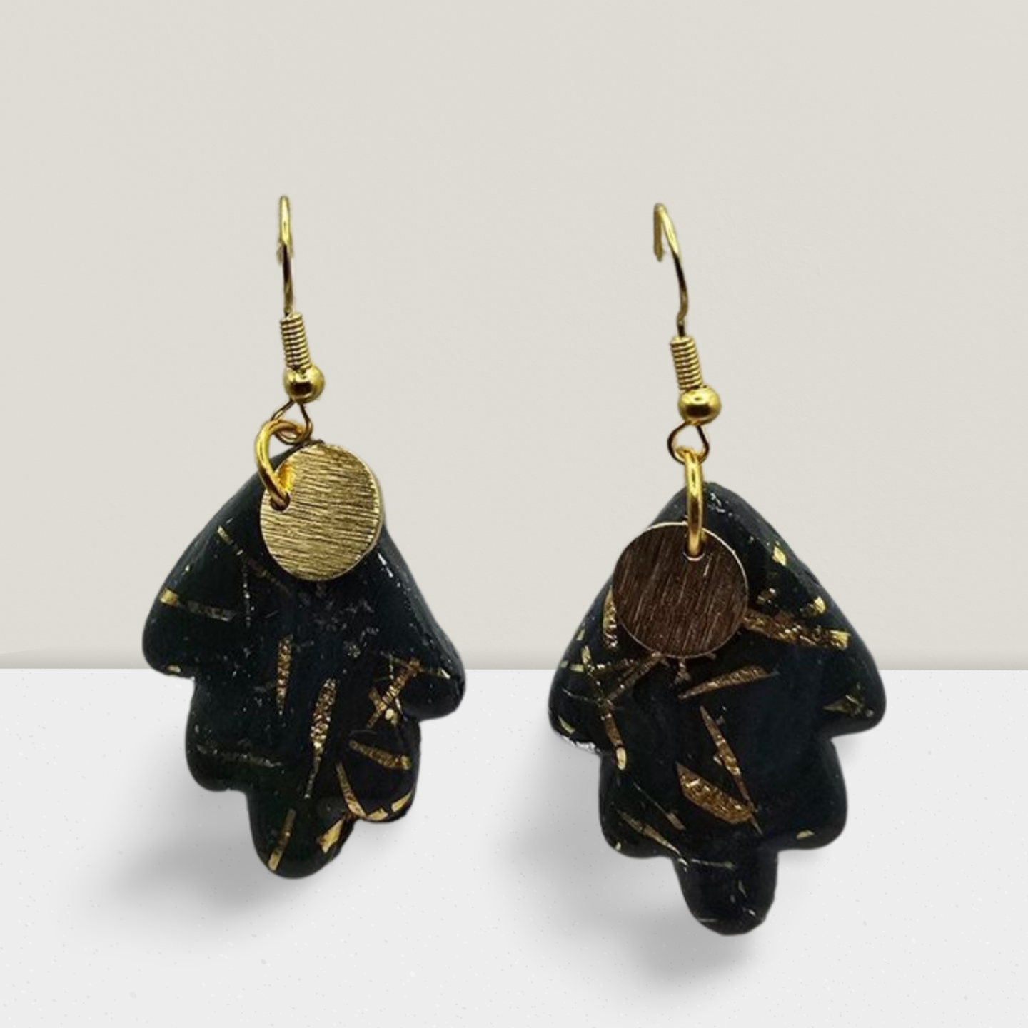 Midnight Sparkle Leaf Earrings – Black with Gold Flakes & Disc Charm